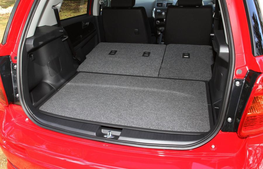  Suzuki SX4 2010 года  (фото 5 из 10)